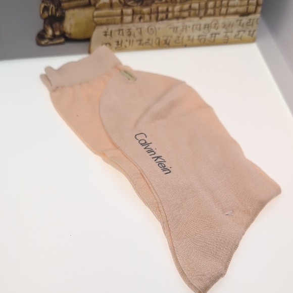 Calvin Klein Peachy Tan Ankle Hosiery Socks - Picture 1 of 4